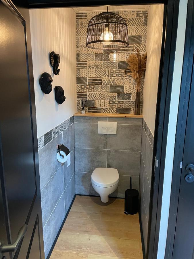 De Heerlykheid Wemeldinge, Vlak Bij Strand En Bos, Ruime Vakantiewoning Met Eigen Patio In De Karakteristieke Dorpsstraat Extérieur photo